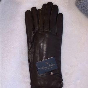 New brooks brothers brown leather women’s gloves